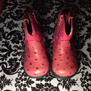 🚫SOLD🚫Pink baby girl boots