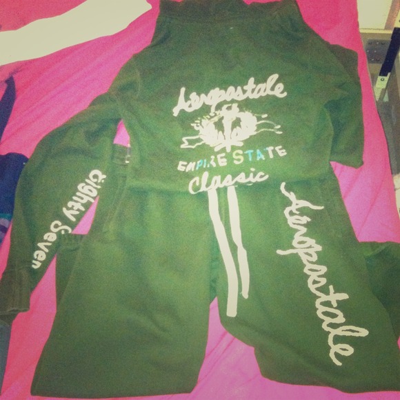 Aeropostale sweat Suit