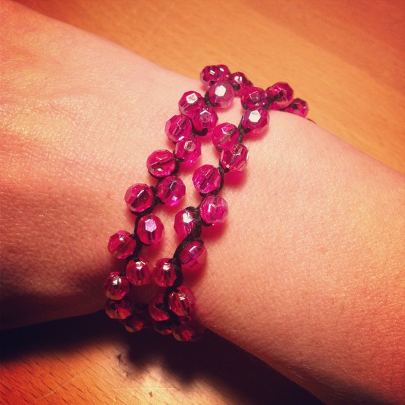 REDUCED!!  Pink and black handmade bracelet/choker - Picture 3 of 3