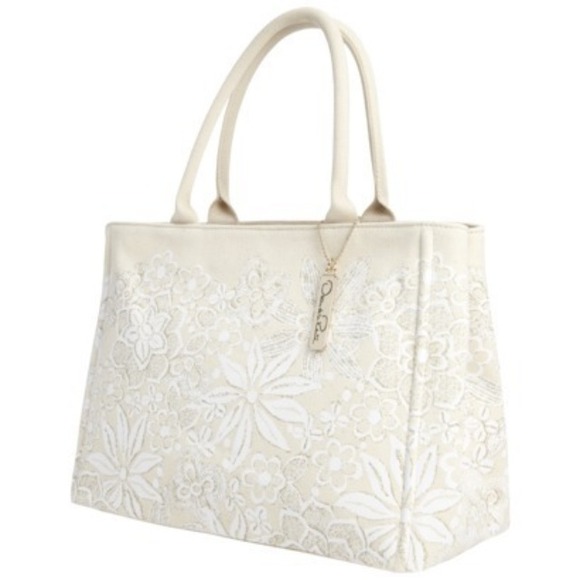 Oscar de la Renta Handbags - ❌SOLD OUT❌Oscar De La Renta Tote Bag Limited Ed