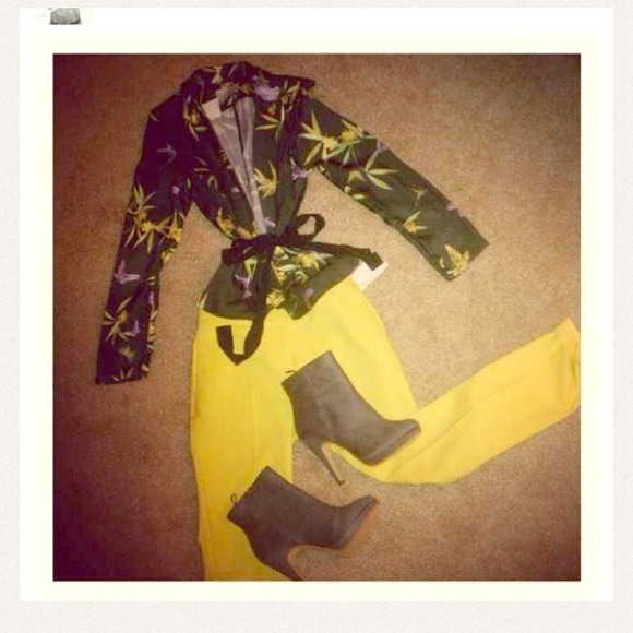 Very pretty outfit!