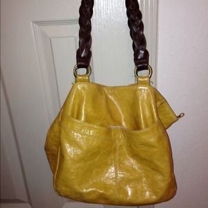 Lucky brand purse