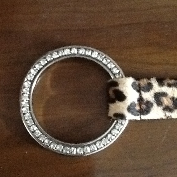 Beautiful leopard print belt. Genuine leather!