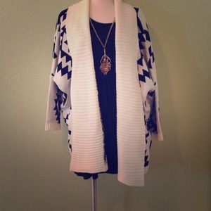New Oversize Tribal Sweater