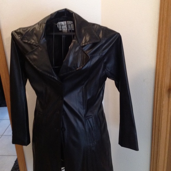 REDUCED !!!!!Faux leather trench
