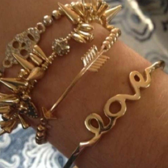 Jewelry - Arrow Bracelet