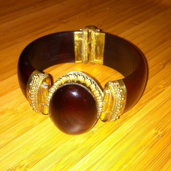 Gold and Amber Colored Bracelet