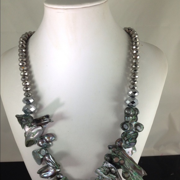 Pearl baroque necklace