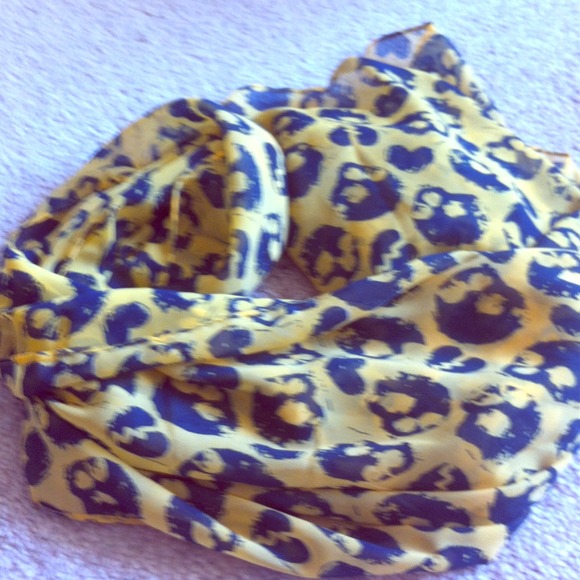 Very soft float yellow skull scarf