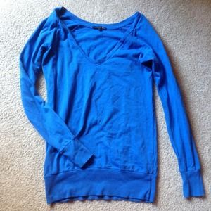 🎉🎉SOLD🎉🎉V Neck sweater