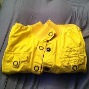 Yellow crop jacket