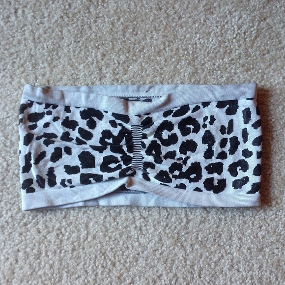 🎉🎉SOLD🎉🎉Obey bandeau
