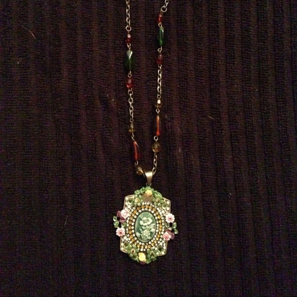 💰SOLD IN BUNDLE💰Vintage necklace - Picture 1 of 3