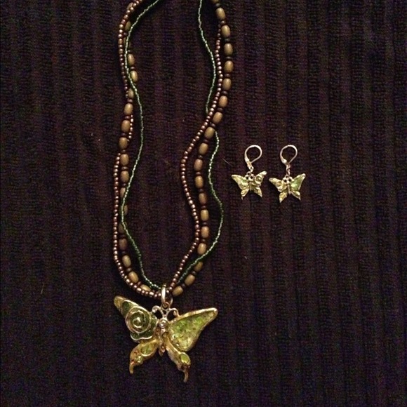 Butterfly necklace, earring set - Picture 1 of 4