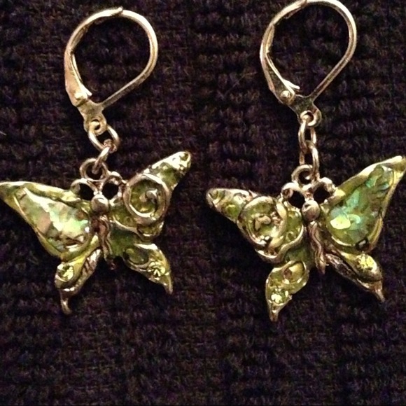 Butterfly necklace, earring set - Picture 3 of 4