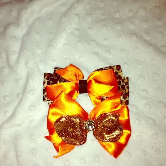 Homemade bows - Picture 1 of 1