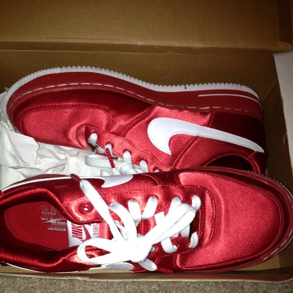 Fabulous tennis shoes