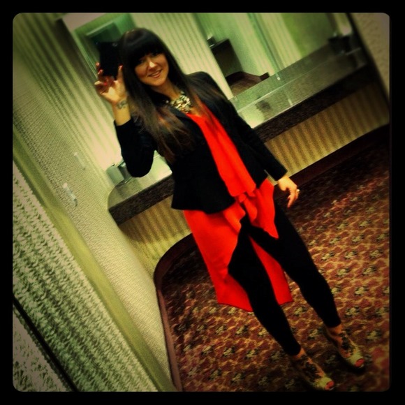 Awesome top by BCBG! Reduced!!!