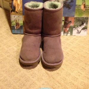 Purple Ugg boots kids sz 3 women size 5