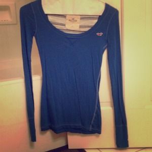 Dark blue long sleeve Hollister shirt