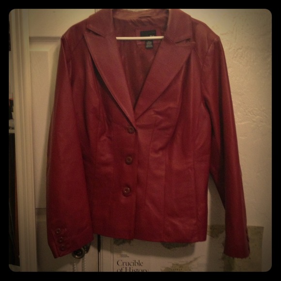 SOLD. Dark red leather jacket.