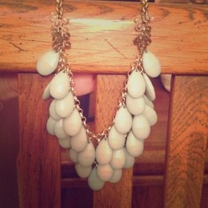 Mint green Francesca's necklace