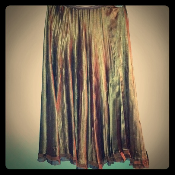 Copper Pleated stretchy & flirty Skirt