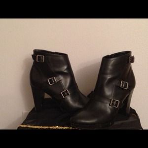 Ankle boots