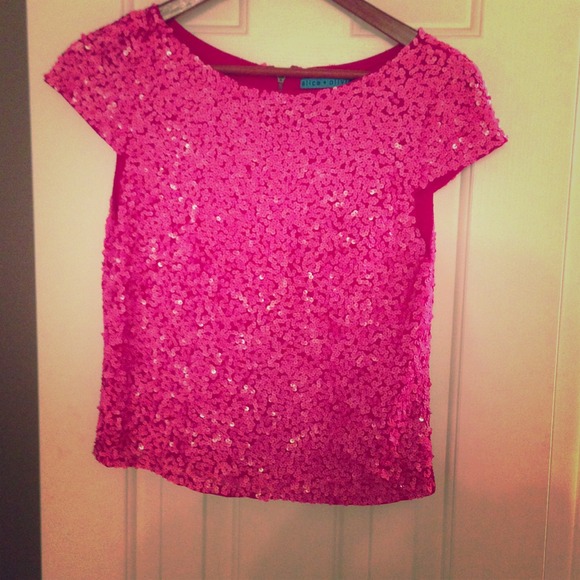 Alice + Olivia 'Sarita' Sequin Crop Top Pink