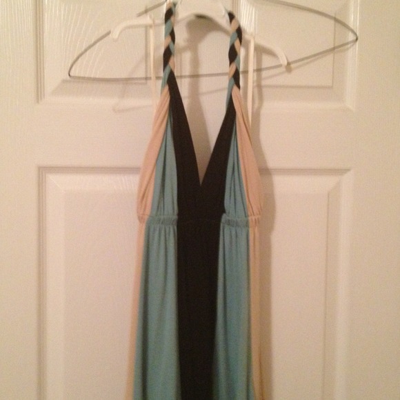 😫😫💲💲Reduced💲💲Halter dress!