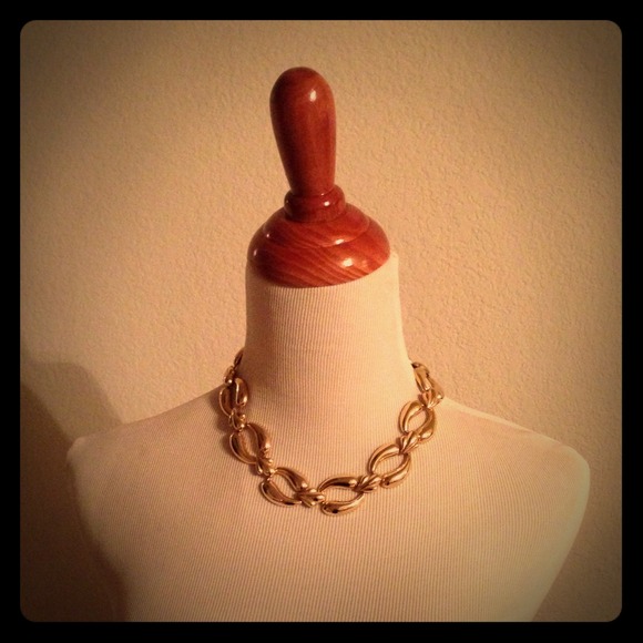 Vintage Gold Tone Necklace