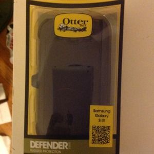 Galaxy s 3 otter box & virgin mobile phone bundle