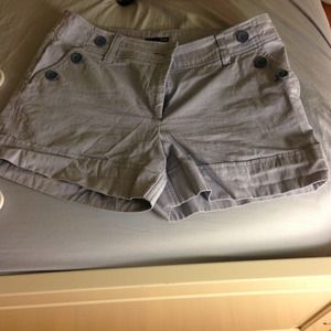 Sailor style pin striped shorts. Baby blue.