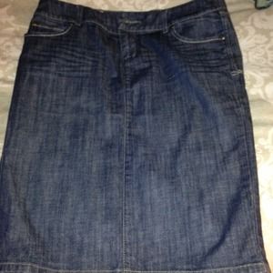 ⭐⭐⭐Level 99- ANTHROPOLOGIE DENIM PENCIL SKIRT⭐⭐⭐