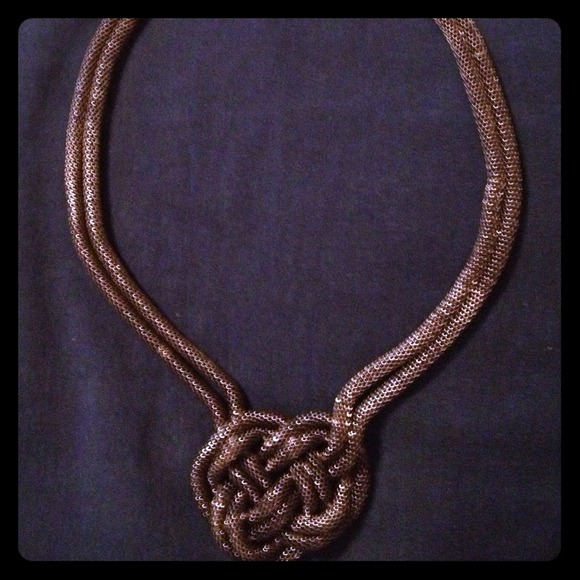 Charcoal color necklace - Picture 1 of 2