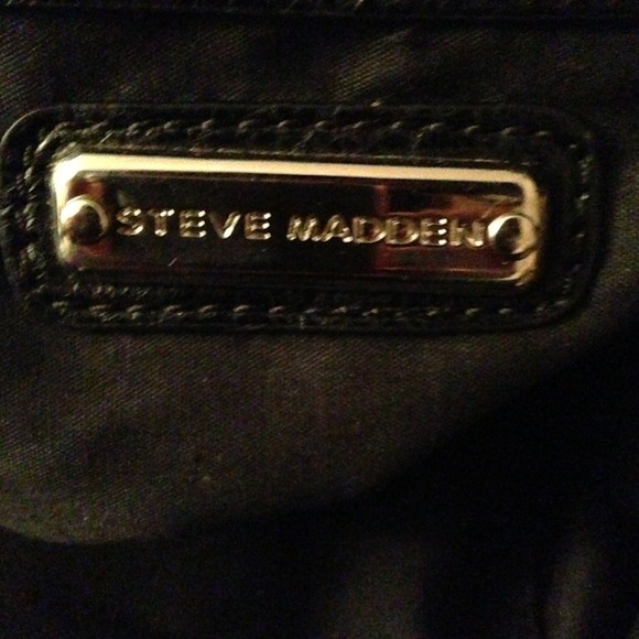 β¨Steve Madden large handbag β¨ - Picture 2 of 4