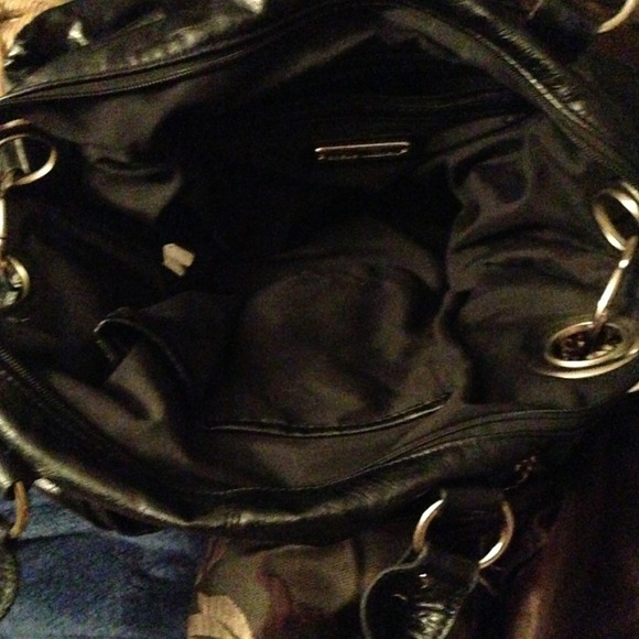 β¨Steve Madden large handbag β¨ - Picture 3 of 4