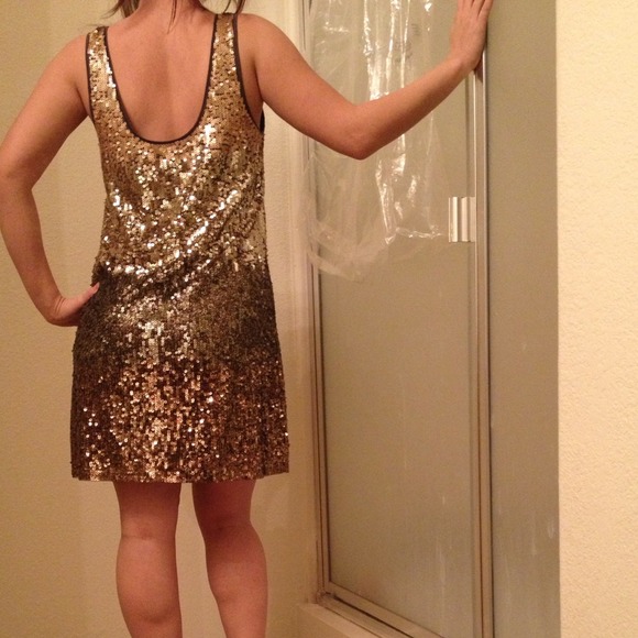 SOLD- Express sequins Dress ๐๐ - Picture 2 of 4