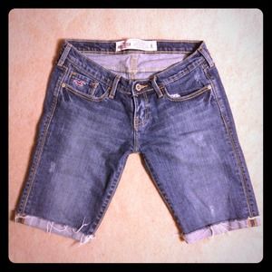 Hollister Denim - 🚫SOLD! BUNDLE for @tessalee -HOLLISTER BERMUDAS Hollister Denim - 🚫SOLD! BUNDLE for @tessalee -HOLLISTER BERMUDAS