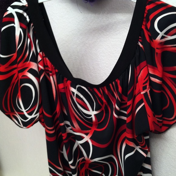 Multicolor Top - Picture 2 of 4