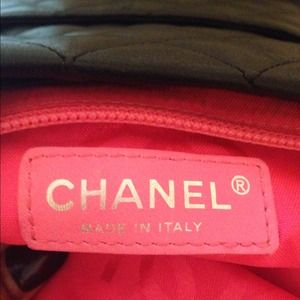 ✂REDUCED✂More Pictures of Small Chanel Tote