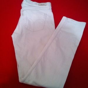 ❗JUST REDUCED❗Levi's 524 jeans