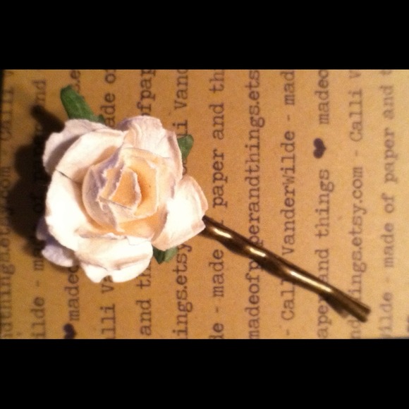 Rose Bobby Pin - Picture 3 of 3