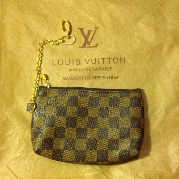 🚫Sold🚫Brown checkered coin purse