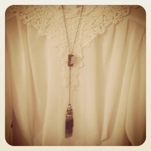 Reduced!! Vintage looking dangle necklace