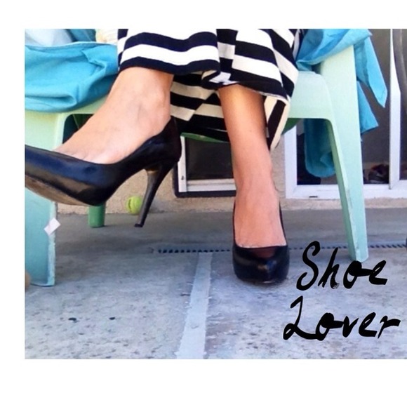 Steve Madden vivvaa black leather pumps 👠👠 - Picture 4 of 4