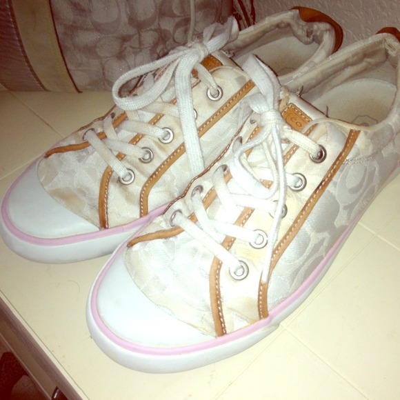 💋Trade for authentic Tiffany hoops Coach sneakers