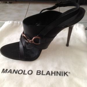 Manolo blahnik reserve💖💖💖💖💖