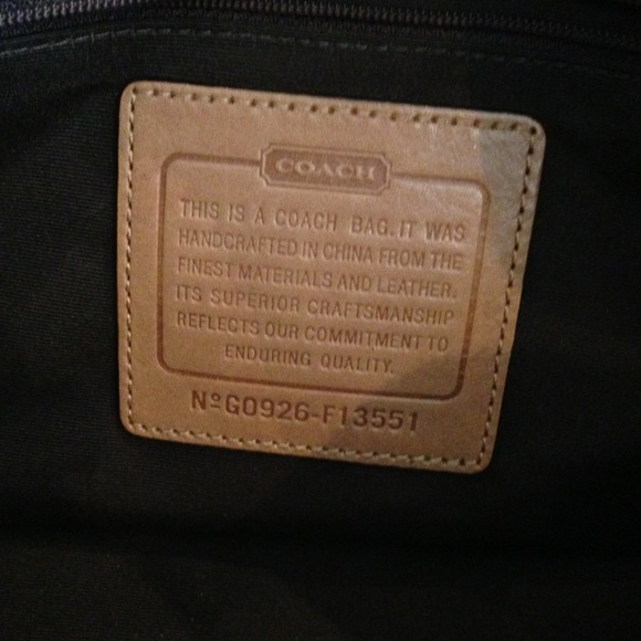 REDUCEDNWOT Coach Signature Bag - Picture 3 of 4