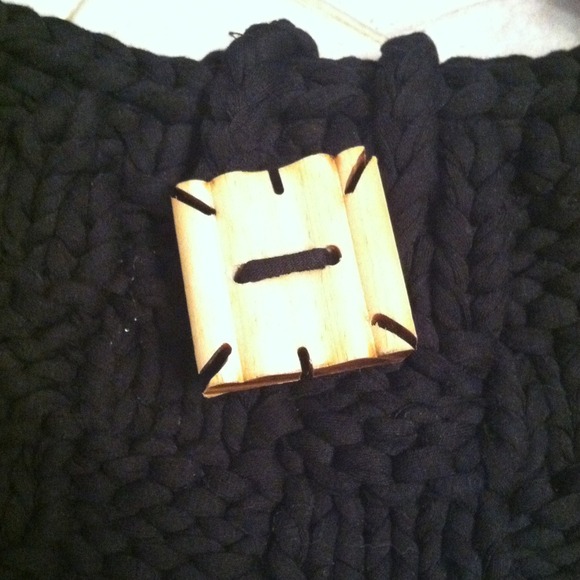 Purse - Picture 2 of 3